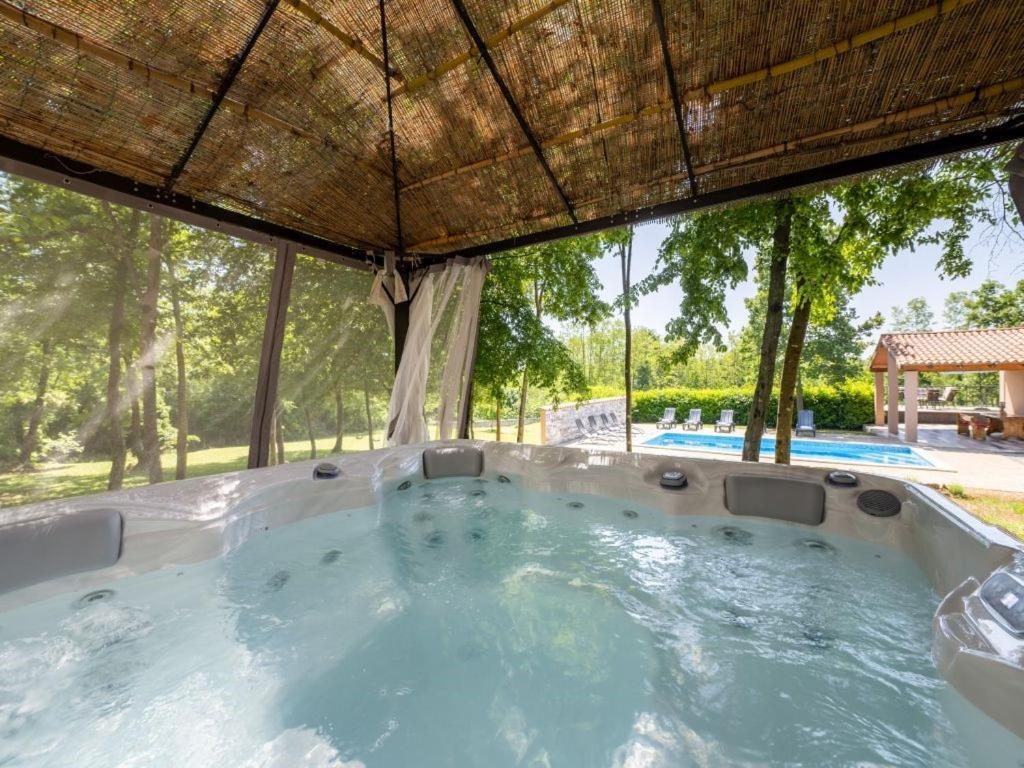 Villa St Nikola With Jacuzzi And Private Swimming Pool Ruzici  Exterior foto